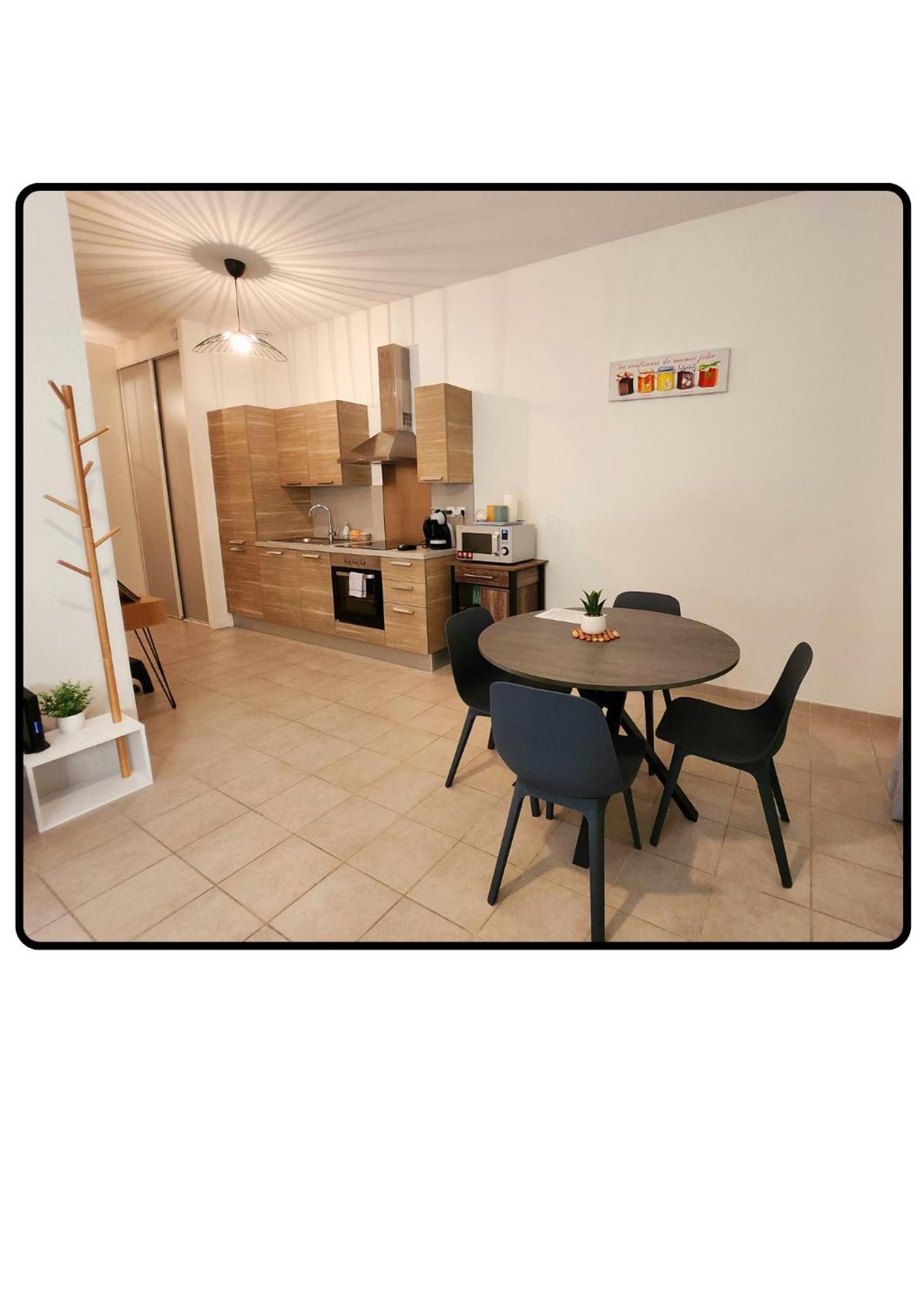 Appartement Roussillon รูสซียง ภายนอก รูปภาพ