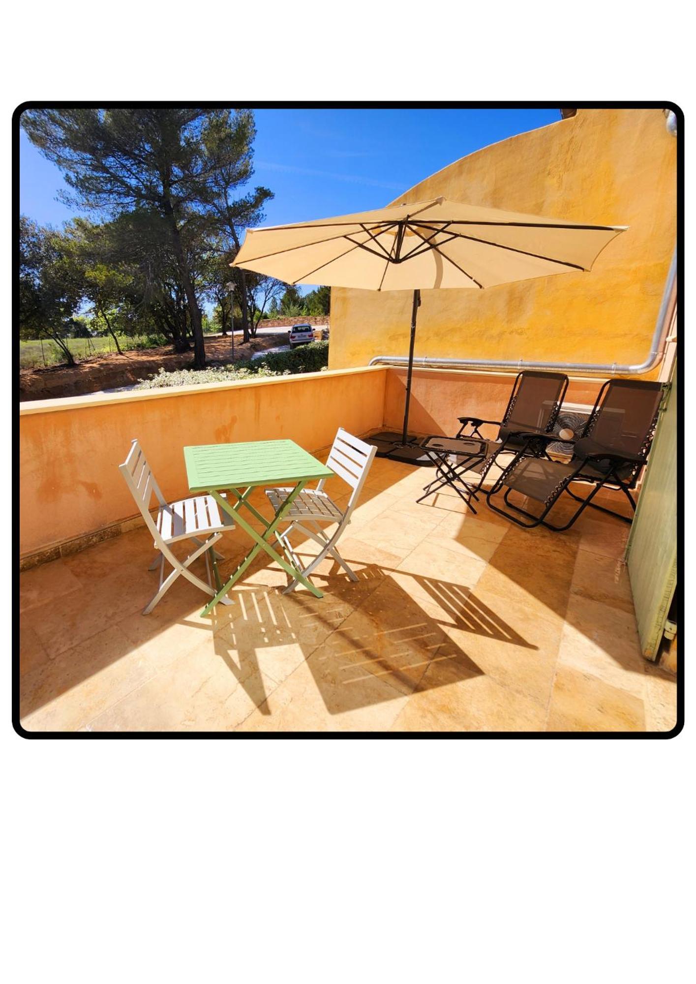 Appartement Roussillon รูสซียง ภายนอก รูปภาพ